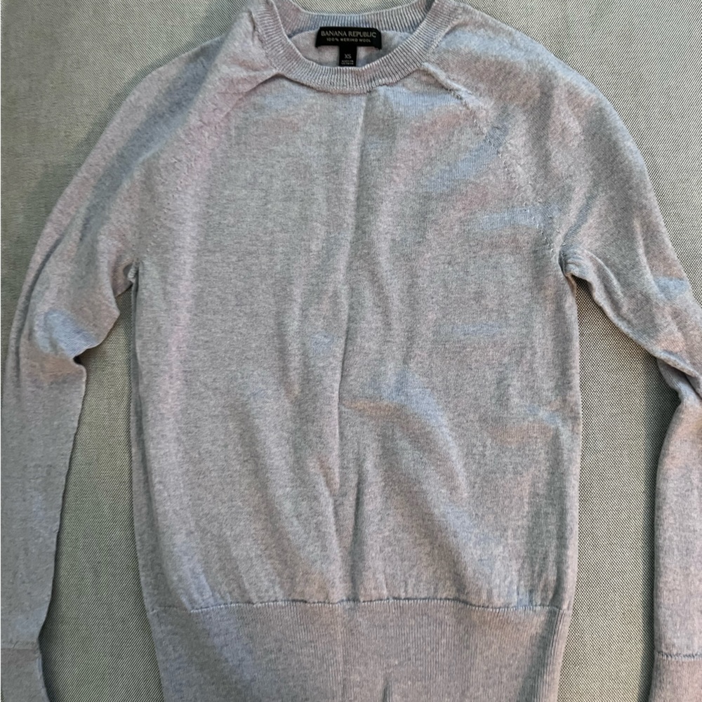 Banana Republic Crew neck sweater